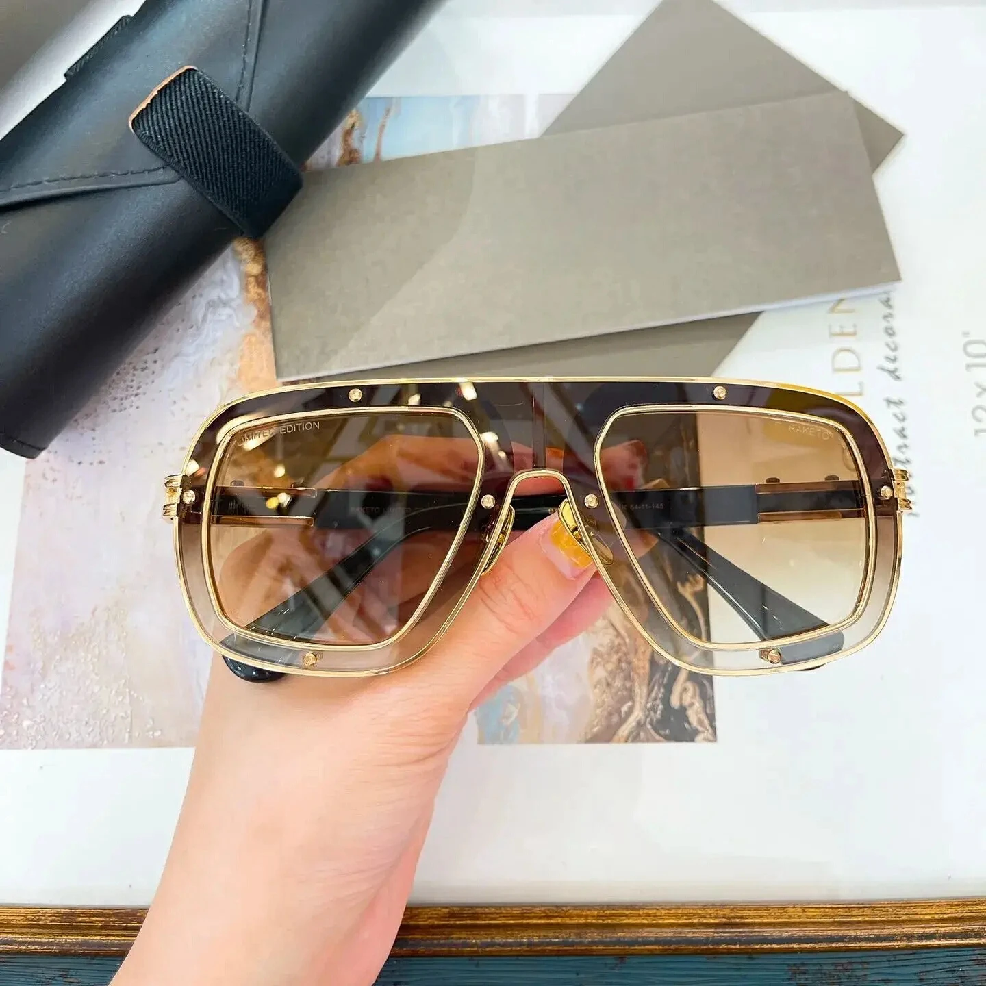 

Original Premium Popular Stylish Luxury Brand Square Gradient Men Eyewear LIMITEN EDITION RAKETO DTS427 Women Unisex Sun Glasses