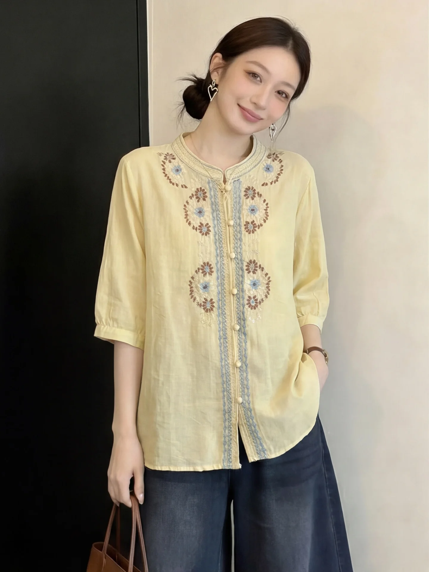 

Elegant Embroidered Cotton Linen Five-Quarter Sleeve Shirt Women's Summer Thin Ethnic Style Vintage Slimming Open Cardigan