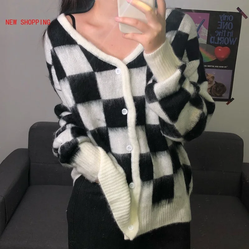 Spring Fashion Checkerboard Plaid Cardigan Y2k Long Sleeve Loose V-neck Sweater Coat Women Autumn Vintage Colorblock Top E Girl