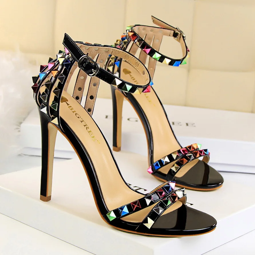

European and American Style Fine Heel High Heel Open Toe with Hollow Color Rivet Women's Sandals