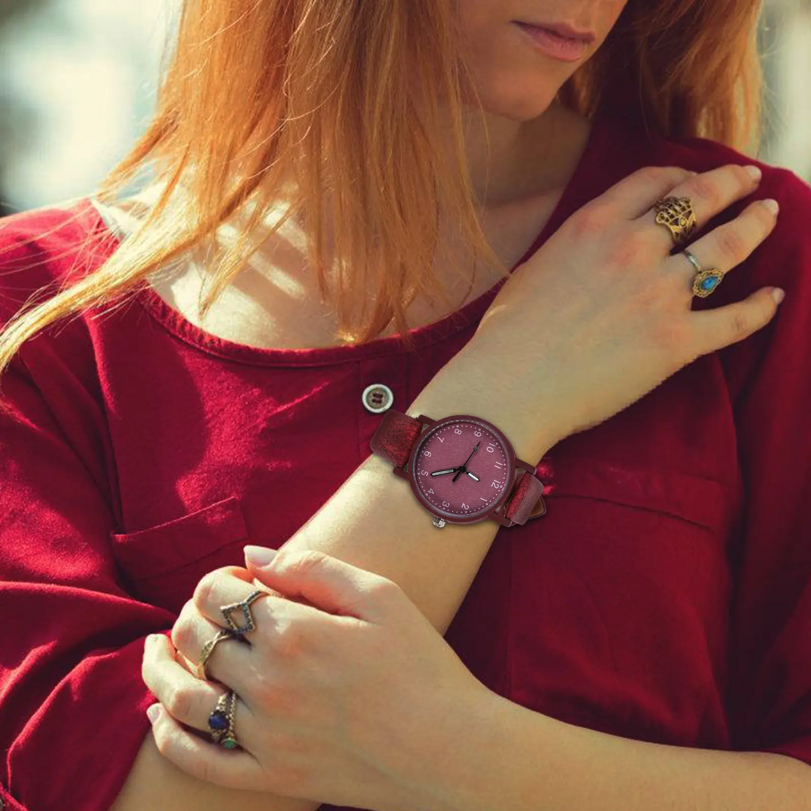 1Pcs Quartz Watch Red Simple Casual Dull Polish Wristwatch Precise Time Display for Women Students Best Birthday Gift