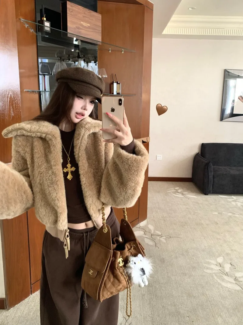 

Rizzma Short Fur Collar Warmth Women's Jacket Outerwear Casual Loose Style Polyester Fiber Winter Thickened Zipper Closure