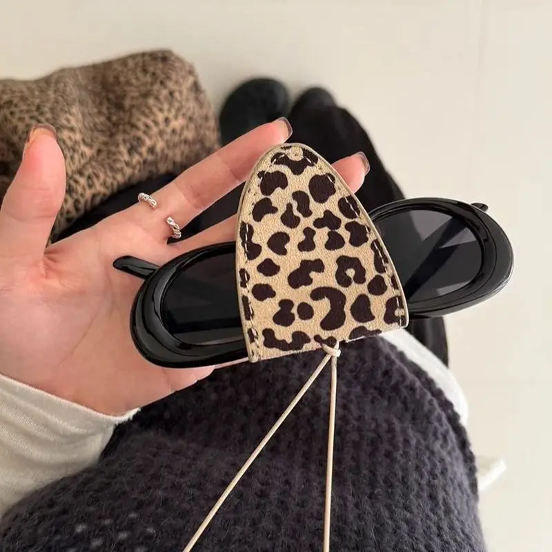 Hanging Neck Eyeglasses Storage Bag Pendant Unisex Leather Case Cover Sunglasses Key Case Box Portable Sweater Chain image 3