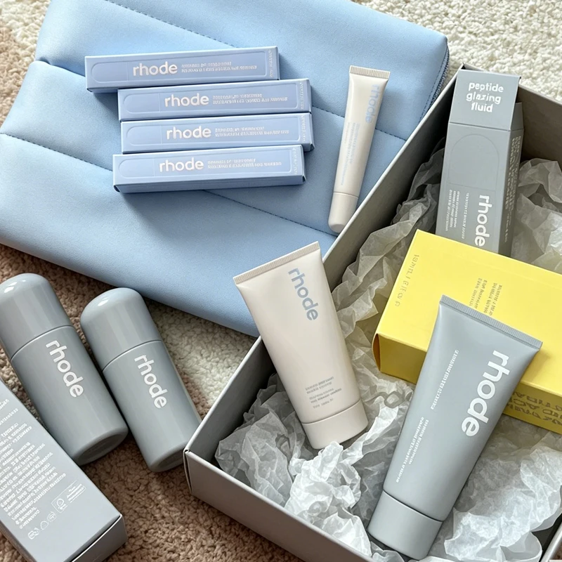 Marca de Maquillaje 2026, Bolsa de Maquillaje Azul Moderna, Brillo Labial Sugaeberry, Polvo para Rubor, Brillo para la Piel, Cosmético para el Cuidado de la Piel