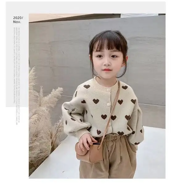 Girls Knitted Cardigan Sweater Spring Autumn Long-sleeved Coat Loose and Fashionable Love Jacquard Design Simple Children\'s Top