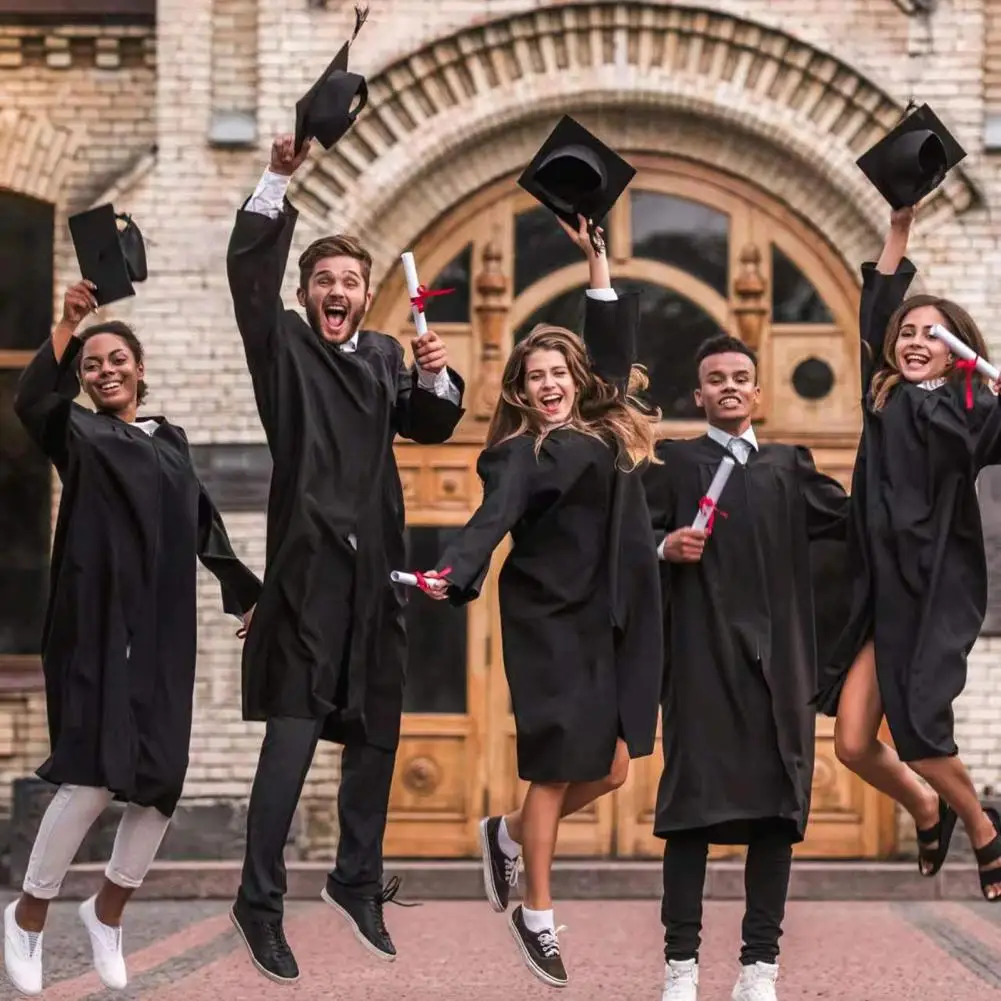 Conjunto de boné e vestido de formatura fosco unissex com pingente de borla de 2026 anos para uniforme de graduados universitários do ensino médio