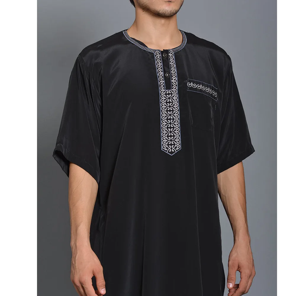 

2024 New Men's Muslim Robe Arab Robe Middle Long Sleeve Embroidered Black