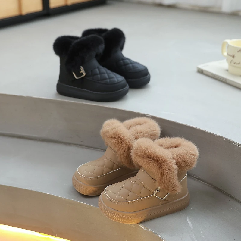 

Детские зимние сапоги, новинка 2024, мягкие меховые сапоги для девочек на зиму, теплые уличные детские модные повседневные хлопковые сапоги на толстой подошве