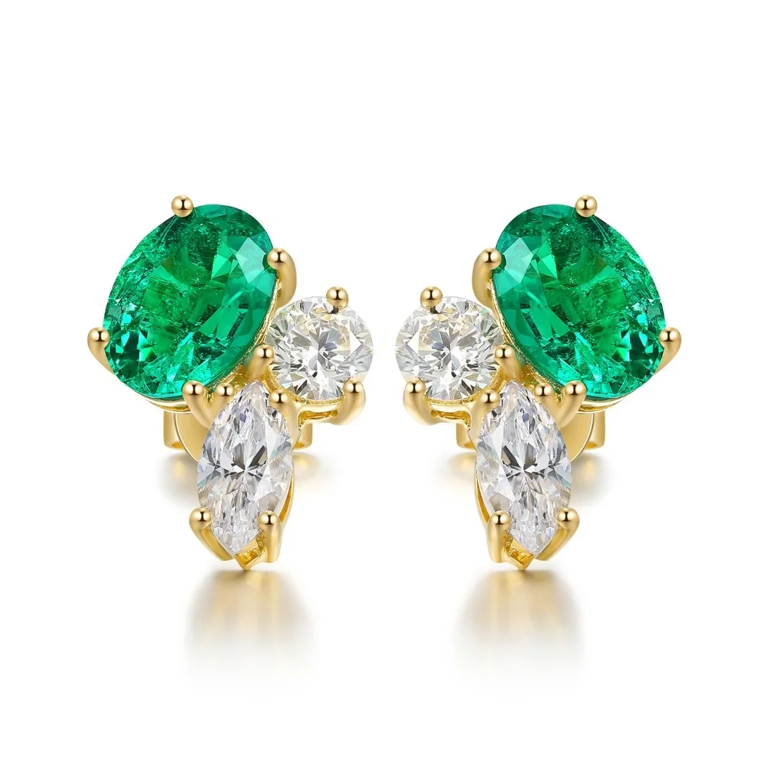 Ruif Luxurious 18k gold 1.4ct Lab Grown Emerald Stud Earrings for Women Cute Rabbit Exquise Jewelry