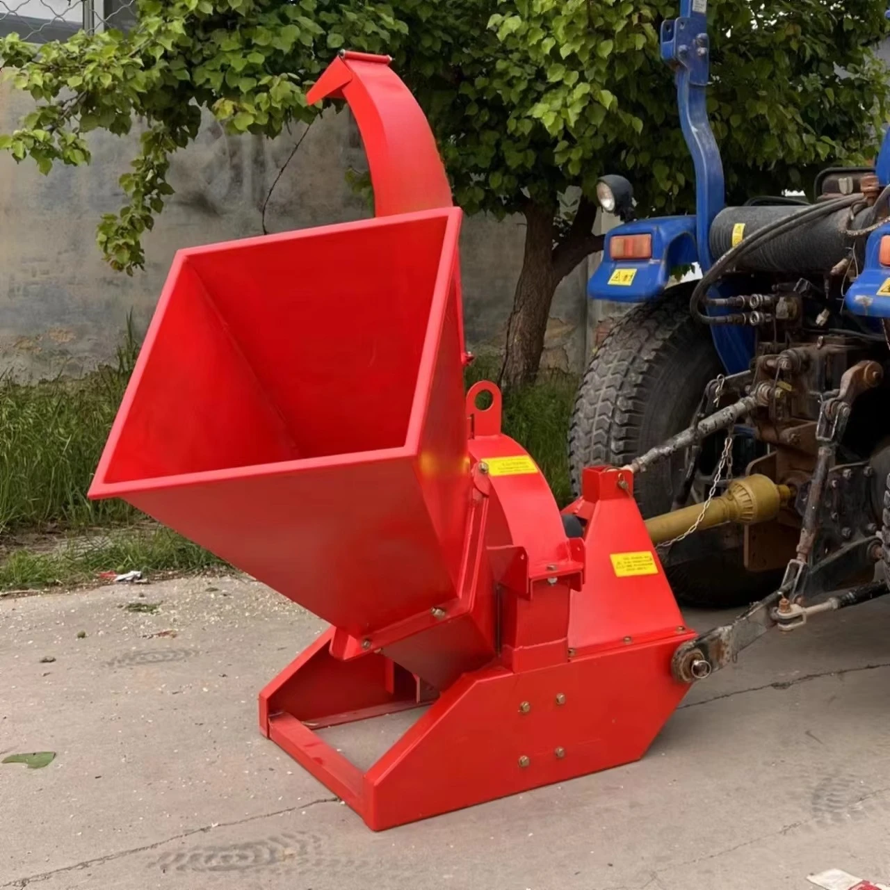 3 Point Hitch CE Approved Chinese Mini Tractor Pto Driven Portable Bx42 Small Wood Chipper
