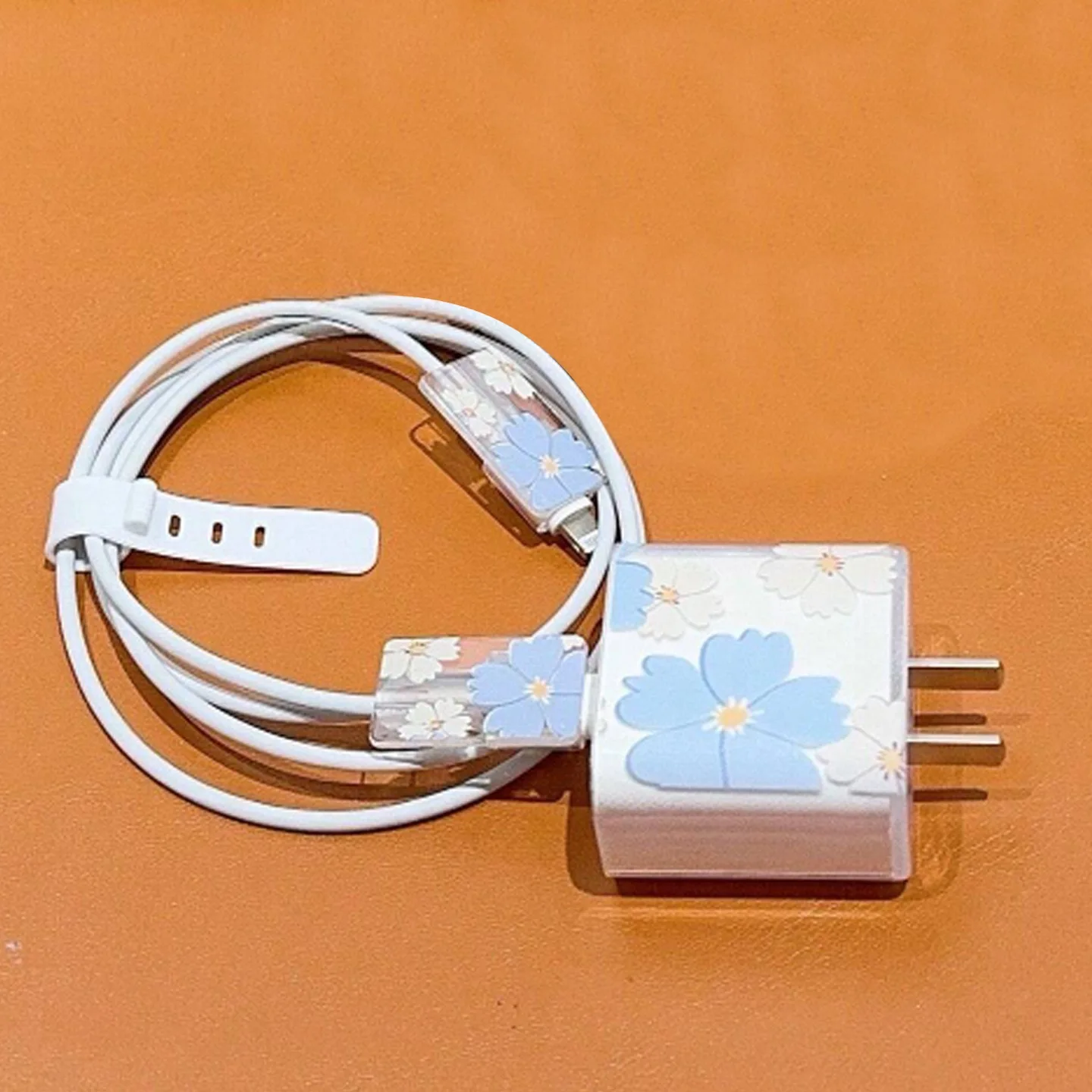 Cute Pink Flowers USB Cable Protector Cover for IPhone 16 15 14 18W-20W Data Line Bite Head Cord Fast Charging Case
