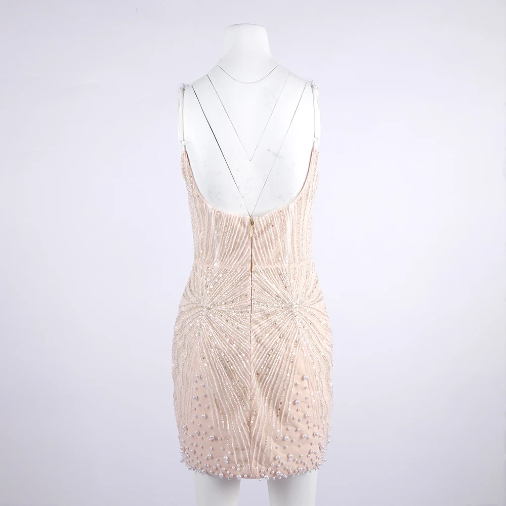 Elegante mini abito bianco senza schienale impreziosito da perle – Abito da sera per cocktail party senza maniche con colletto quadrato scintillante