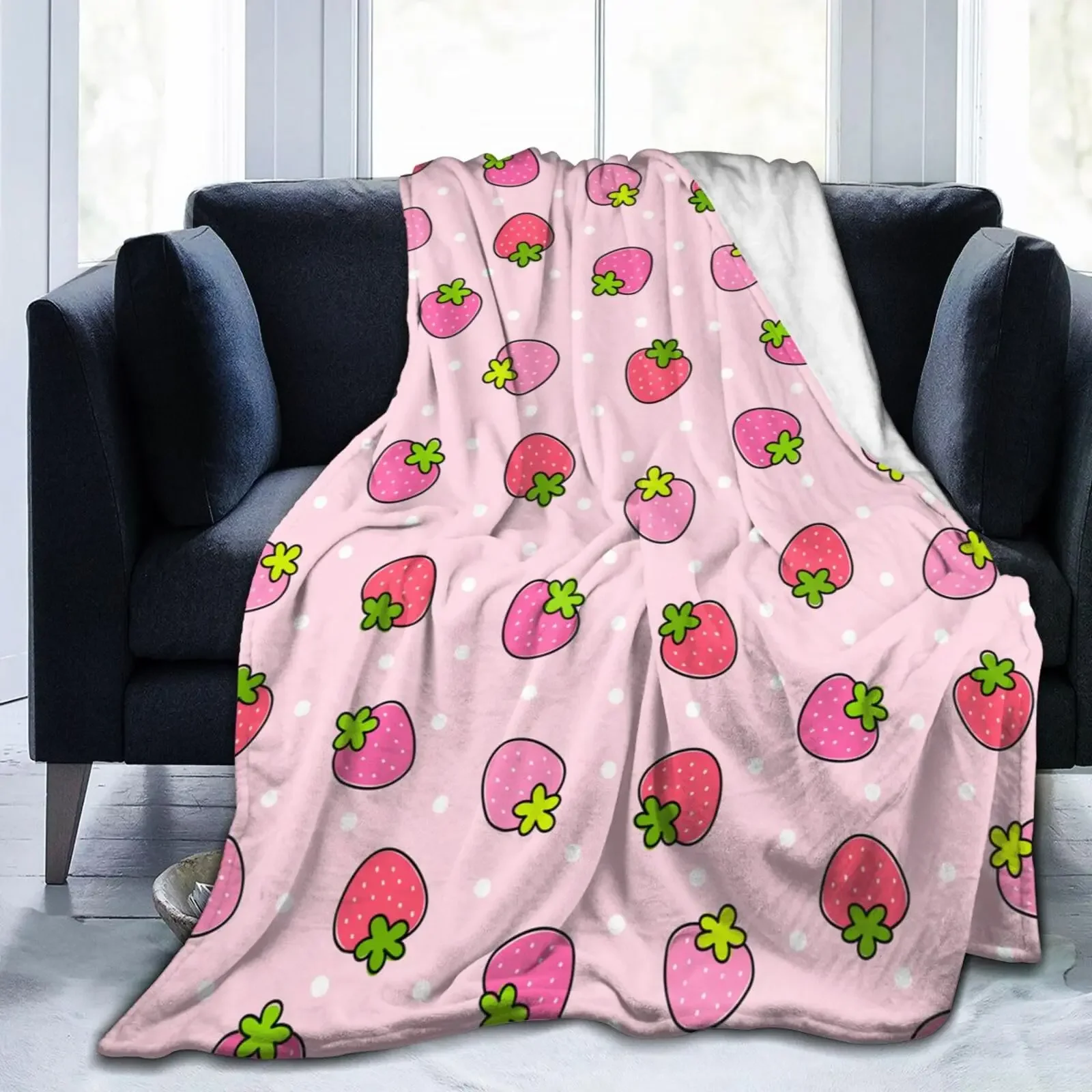 Pink Strawberry Theme Throw Blanket Fruit Pattern Decor Blanket for Bedroom Living Room Sofa Soft Cozy King Queen Plush Throw