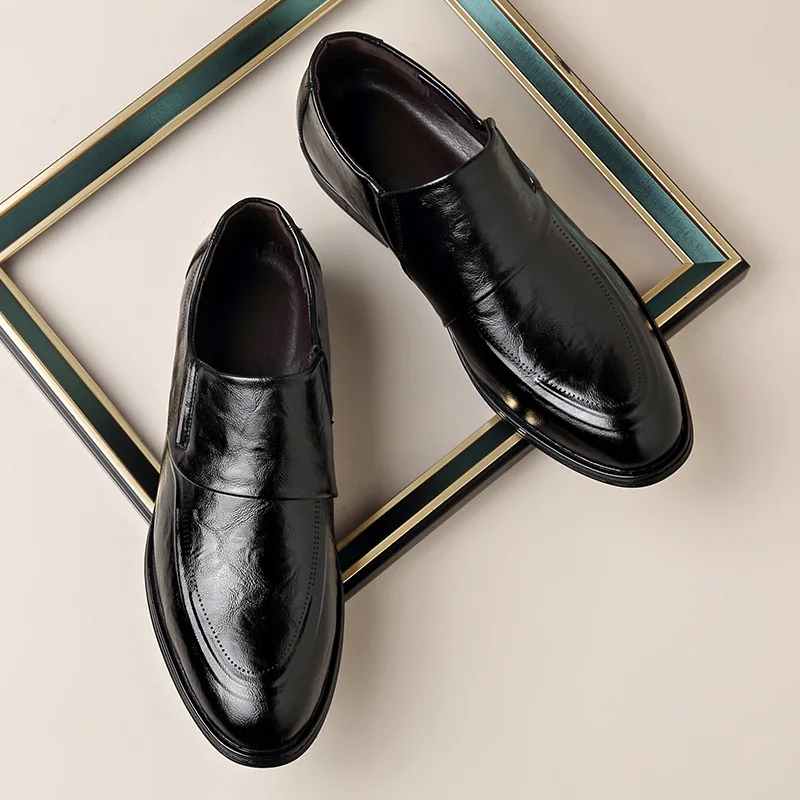

Men's Casual Professional Leather Shoes, Large Size 35-44 Fashionable Leather Shoes