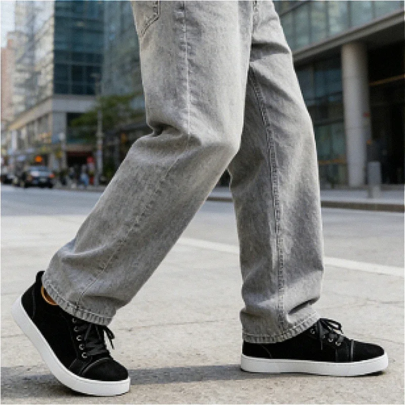 

Four Season Popular, Niche Design Fashionable Versatile Street Photography Trendy Low Top Soft Soled Sneakers Simple Solid Color