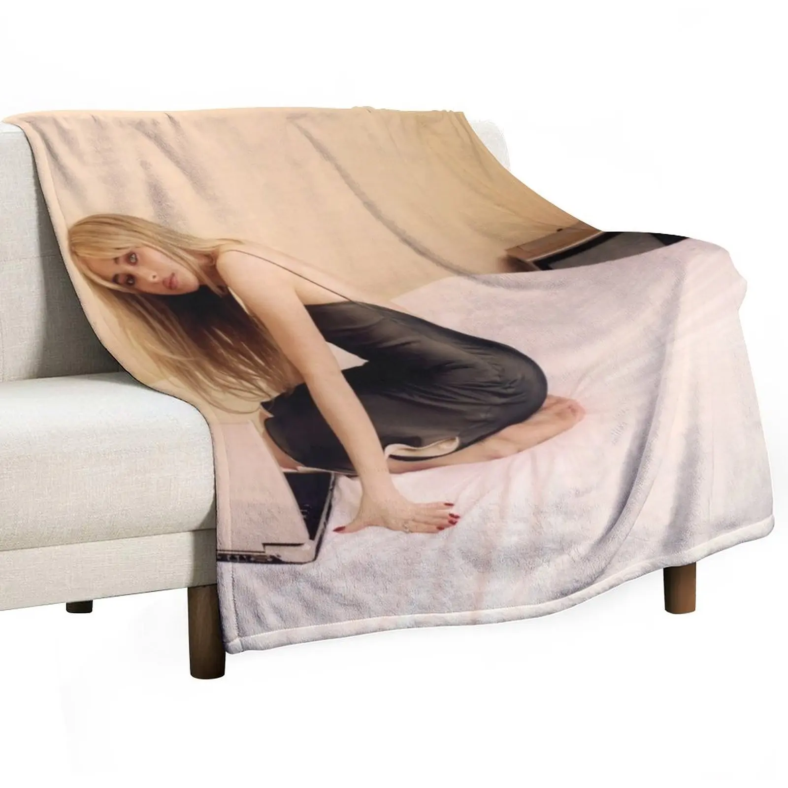 

Email I Can't Send To You Poster Throw Blanket Sofa Throw Bed linens halloween Weighted Blankets