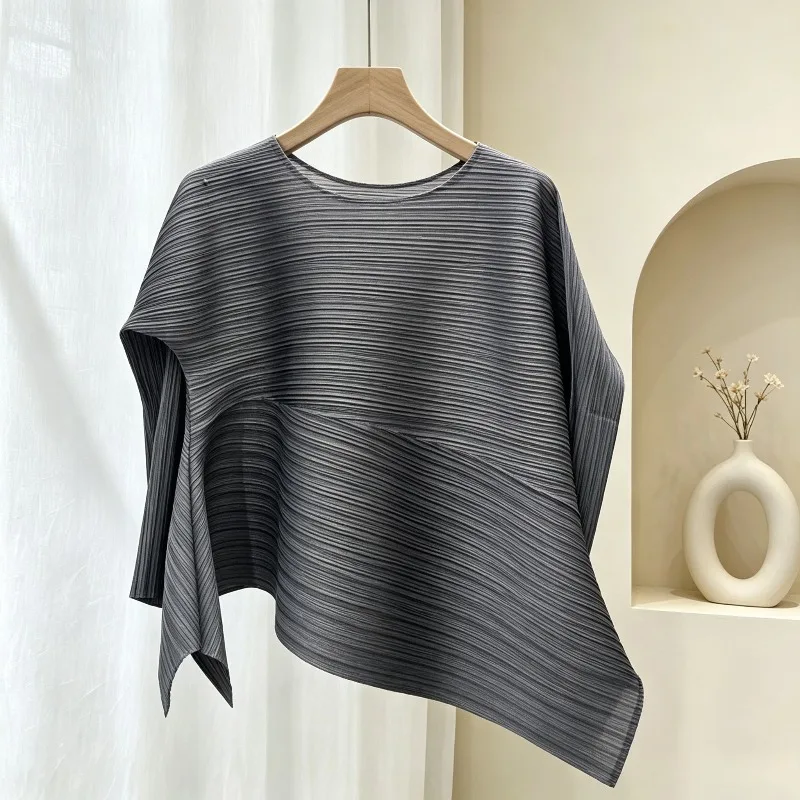Miyake Pleated T-Shirt 2026 Autumn Round Neck Long Sleeve Patchwork Asymmetrical Loose Pullover Women's Lightweight Stretch Top
