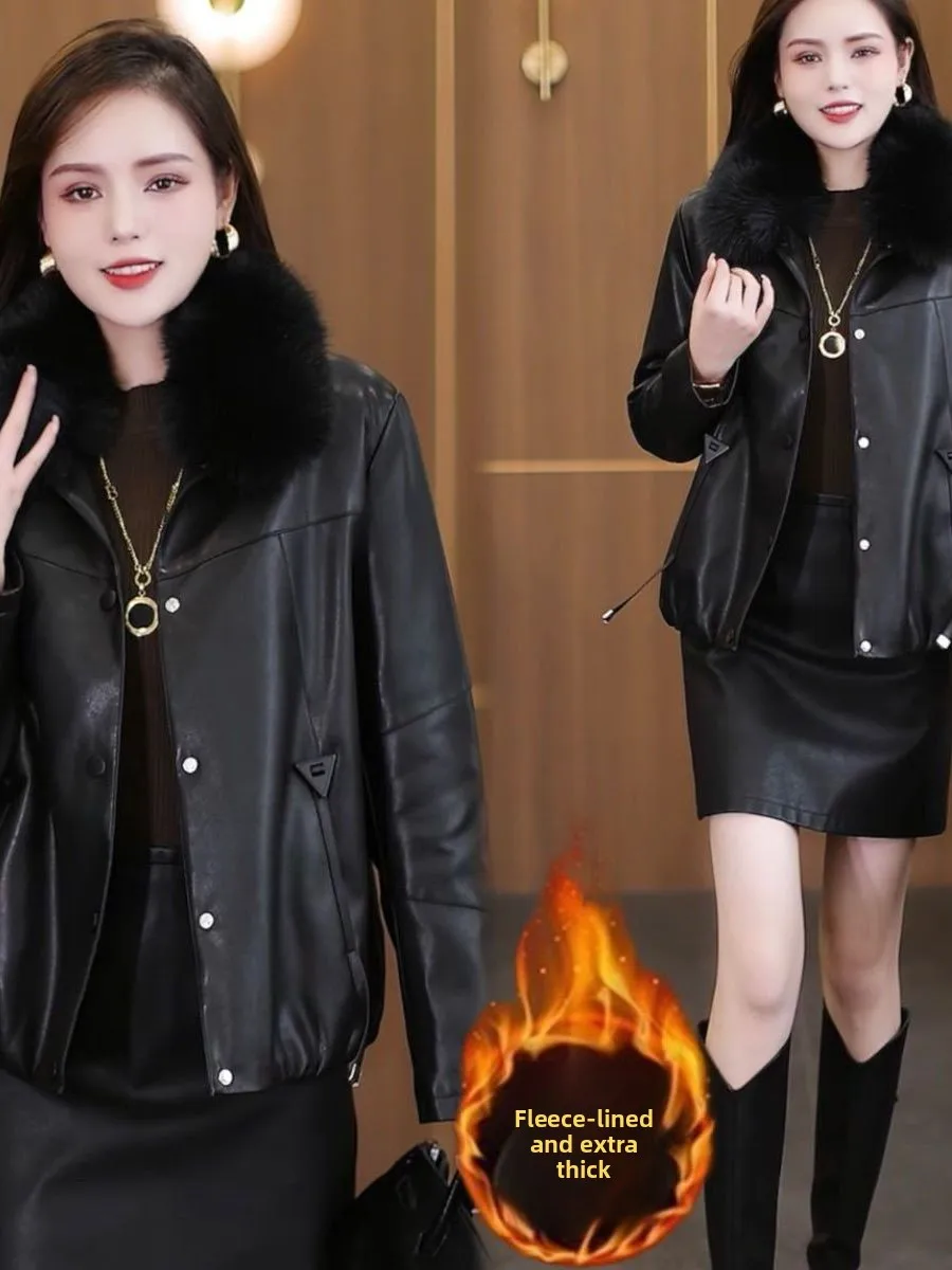 Casaco Feminino de Couro PU Sintético Curto com Gola de Pele Destacável e Forro de Lã Térmico