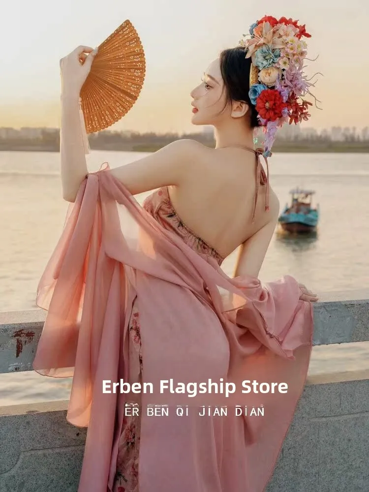 新款中国风摄影礼服 - alternate angle