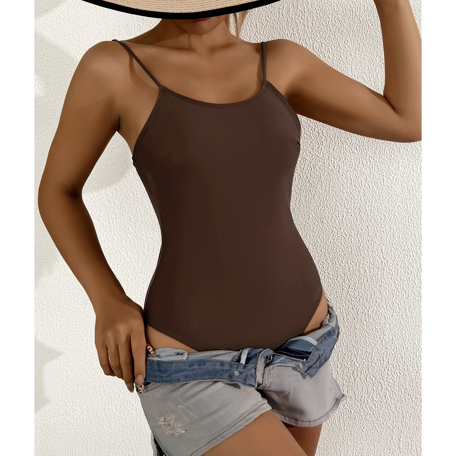 Neuer 2026 Sexy Rückenfreier Badeanzug mit Hohem Beinausschnitt für Damen, Einteiliger Badeanzug mit Polsterung, Einfarbig Kaffee, Badebekleidung V7089 – Detail 4