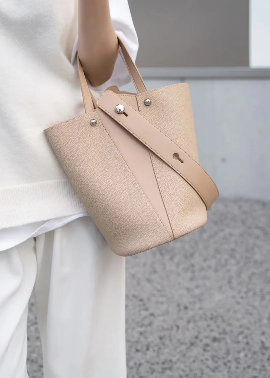 Genuine Leather Women Bucket Shoulder Bag Large Capacity Tote Handbag Crossbody Bag for Female Patchwork Top Handle Bag