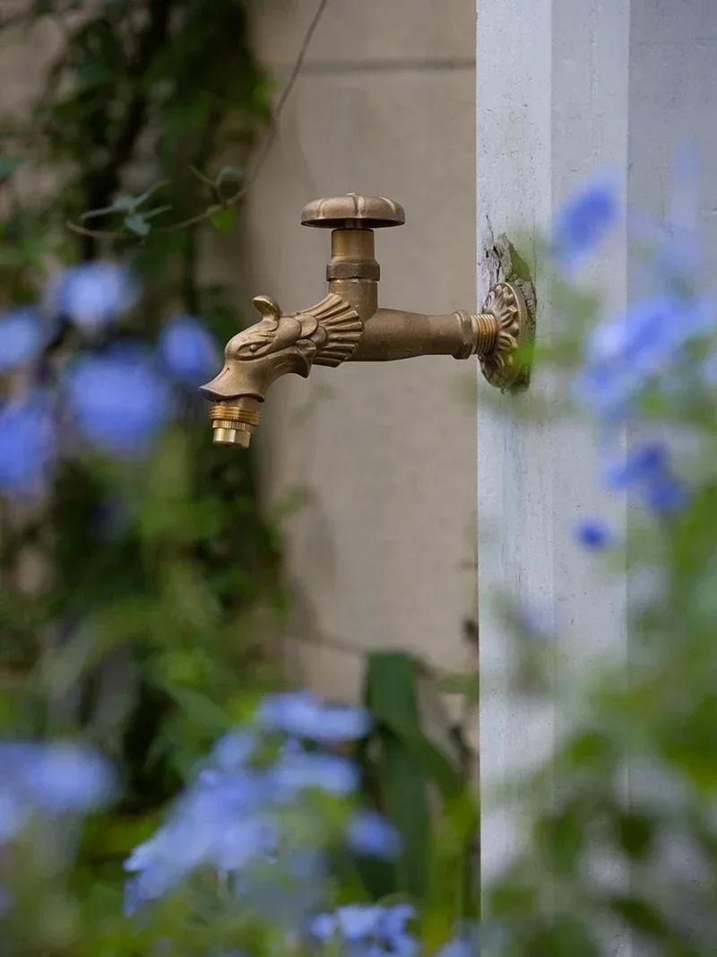 

Lengthened and thickened brass dragon faucet retro shape into the wall balcony garden outdoor spray gun watering flowers anti-fr