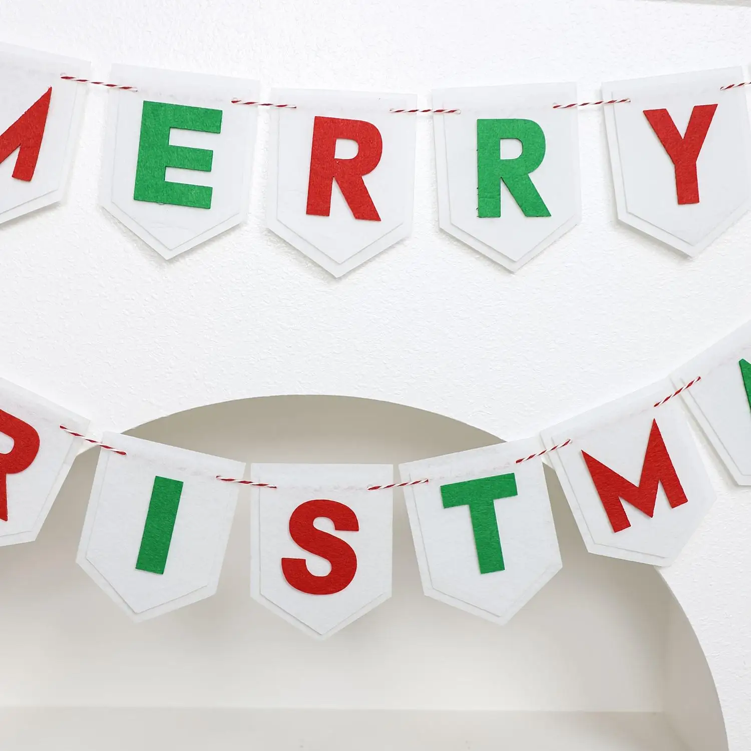 قطعتان من لافتة لباد عيد الميلاد، ديكور مدفأة الحائط باللون الأحمر والأخضر لحفلات العطلات