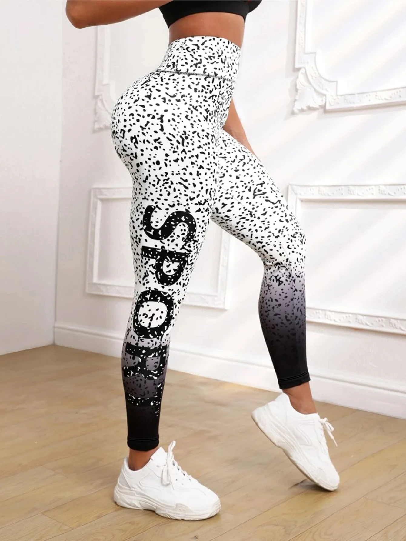 Women White/Black Gym Leggings Mujer Push Up Booty Pants Scrunch Sports Fitness High Waist Yoga Leggins Drop Shipping