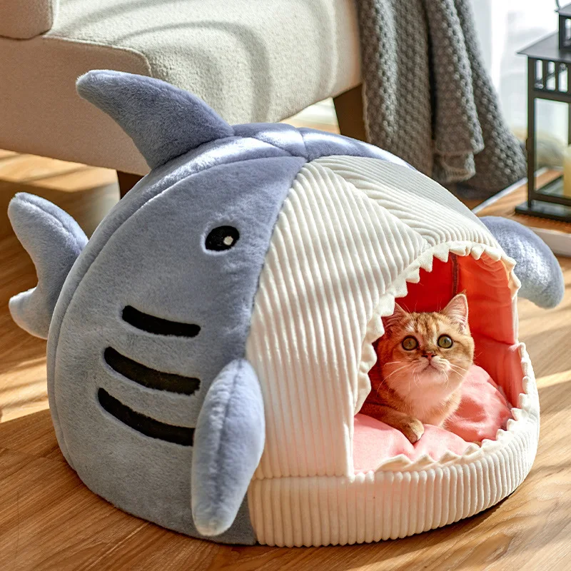 

Shark Design Winter Warmth Preservation Semi Enclosed Cat House Universal for All Seasons Soft Comfortable Breathable Dog Bed