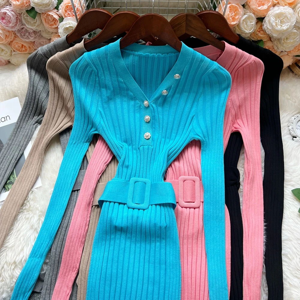 YuooMuoo YuooMuoo シックな美的女性ドレス 2025 秋冬 V ネックボタンニットロングドレスベルトレディパーティー Vestidos