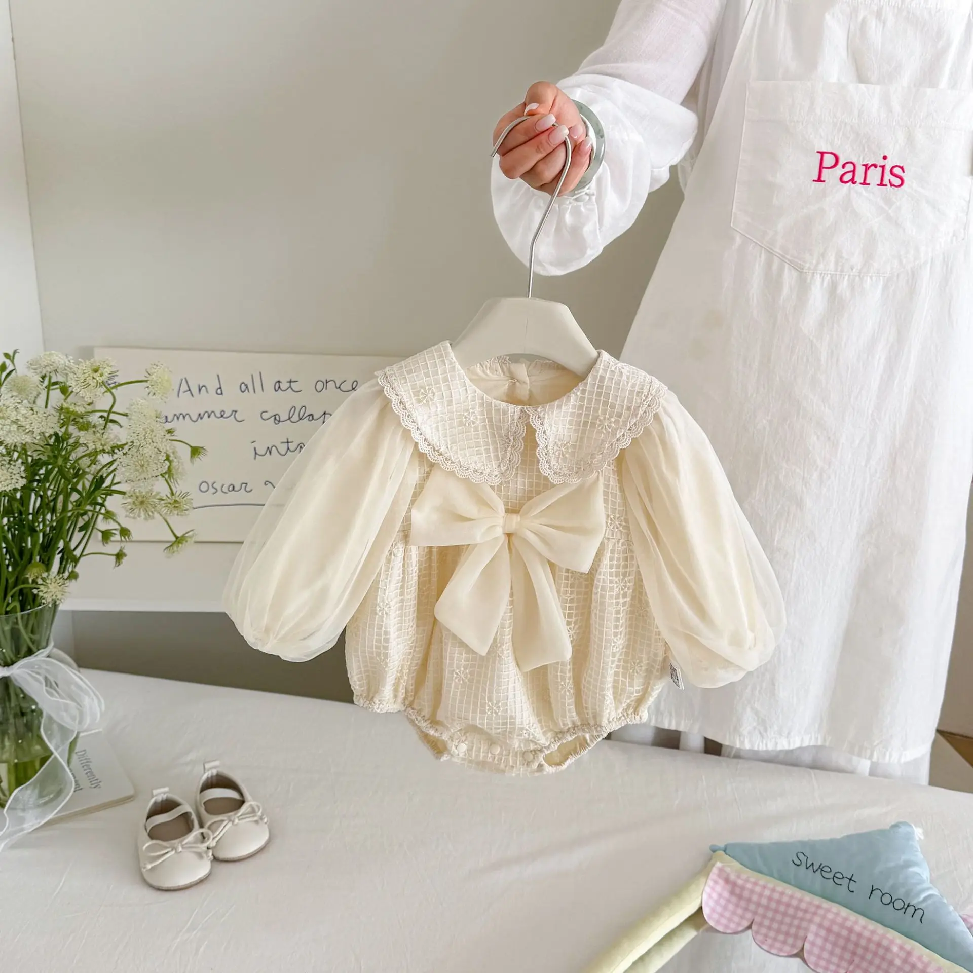 2026 Autumn Korean Baby Girl Princess Long Sleeve Romper Lace Bow Ruffle Collar Bodysuit Newborn Cute Onesie