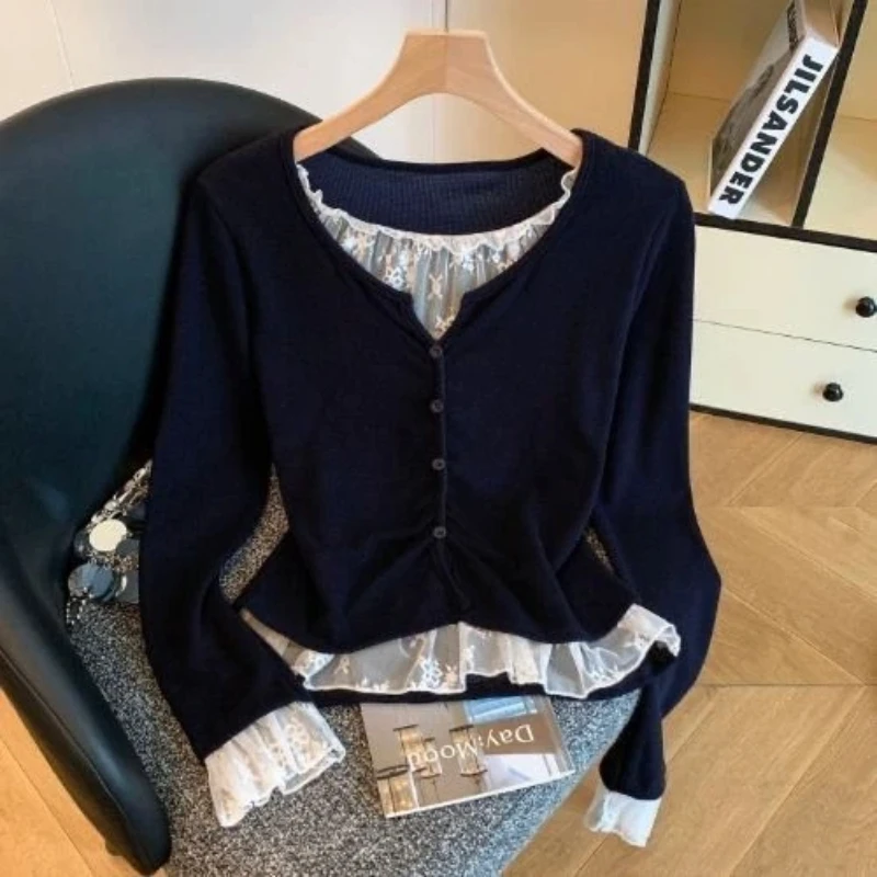 Spring Autumn Lace Patchwork False Two-piece Youth Sweet Tops Tees Women Clothing New Long Sleeve Korean T Shirts Casual Fashion