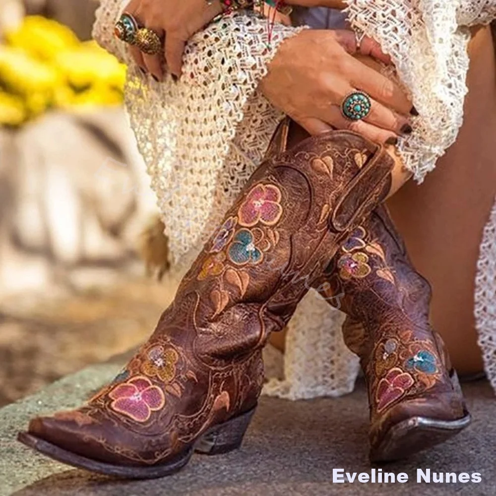 stivali-da-cowboy-occidentali-con-ricami-floreali-colorati-stivali-a-punta-per-donna-stivali-a-meta-polpaccio-con-tacco-grosso-stivali-lunghi-retro-per-festival-country