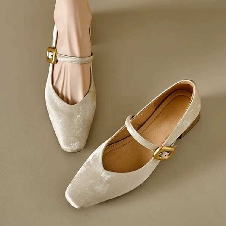 

Women's Single Shoes 2026 Spring Single Shoes Women's Middle Heel Square Head V-neck Coarse Heel Women's Shoes