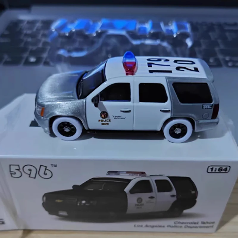 Diecast Legering 1:64 Schaal Off Road Voertuig Auto Model Volwassen Nostalgie Klassiekers Collectie Speelgoed Display Geschenken Souvenir