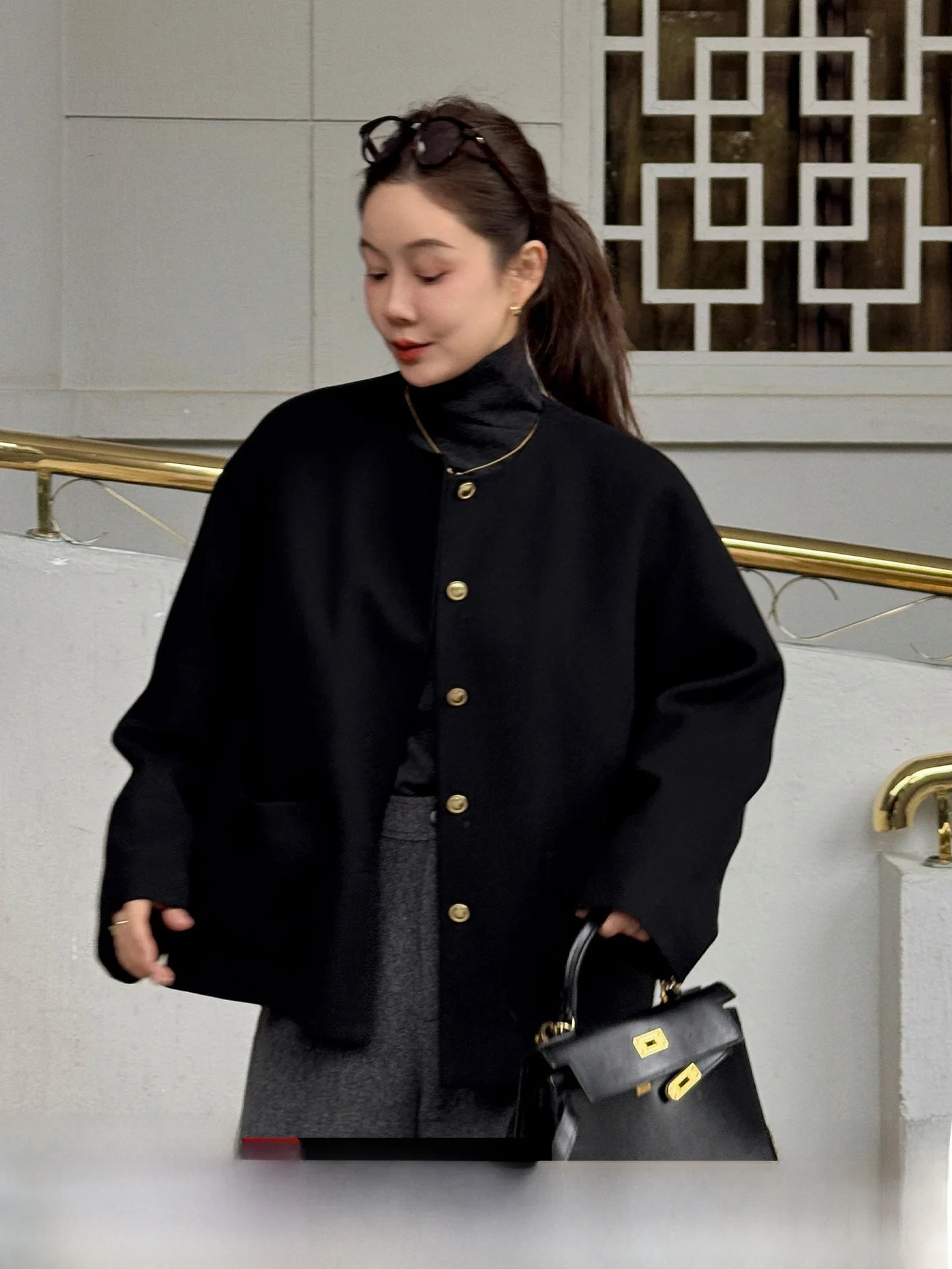 

Женское шерстяное пальто Liberlin с круглым вырезом, на хлопковой подкладке, свободного кроя, для повседневной носки, корейская версия, однотонное, на одной пуговице