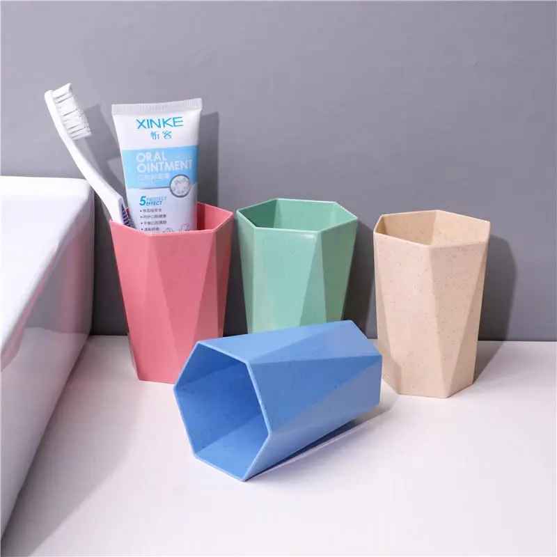 random 4 pack Wheat straw cup, home couple brushing cup, toileting cup, diamond shaped mouthwash cup, toothbrush cup, dental cup