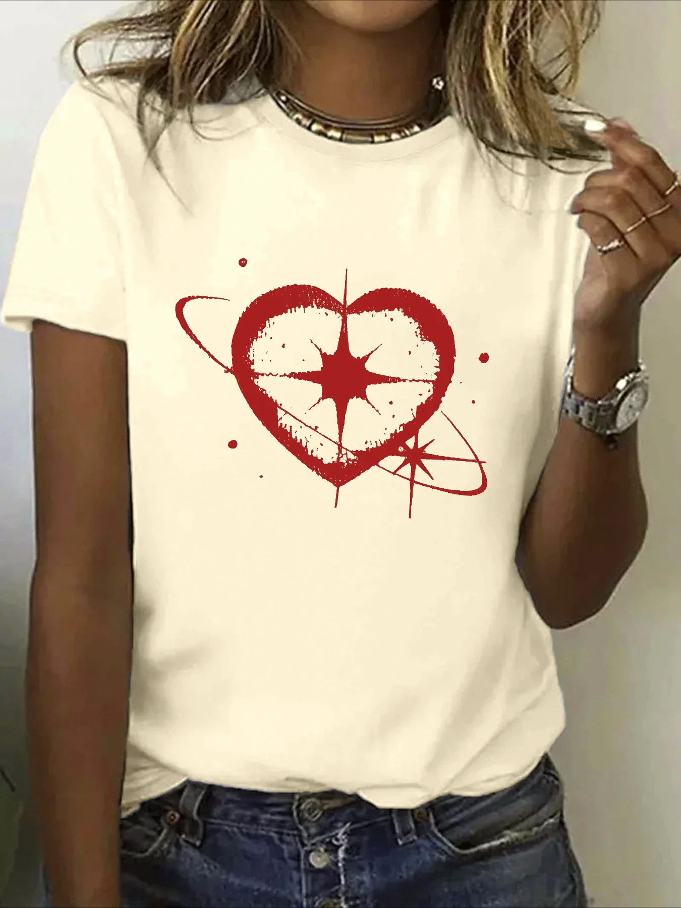 Red Creative Heart and Square Star Pattern Printed Women's T-shirt Short Sleeved Round Neck Top Casual Plus Size Women Clothing