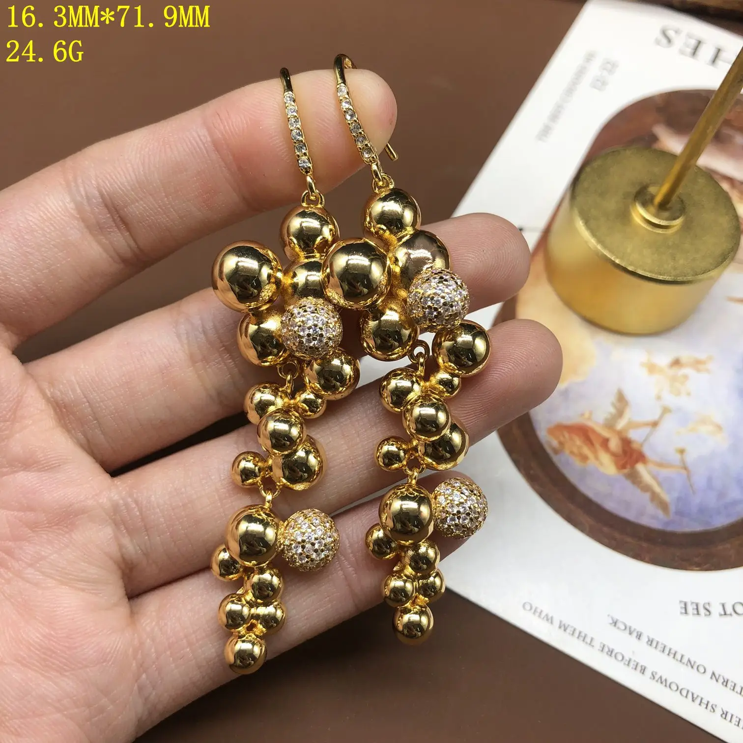 Personalized stud earrings with diamonds  golden ball grape earrings  серьги висячие