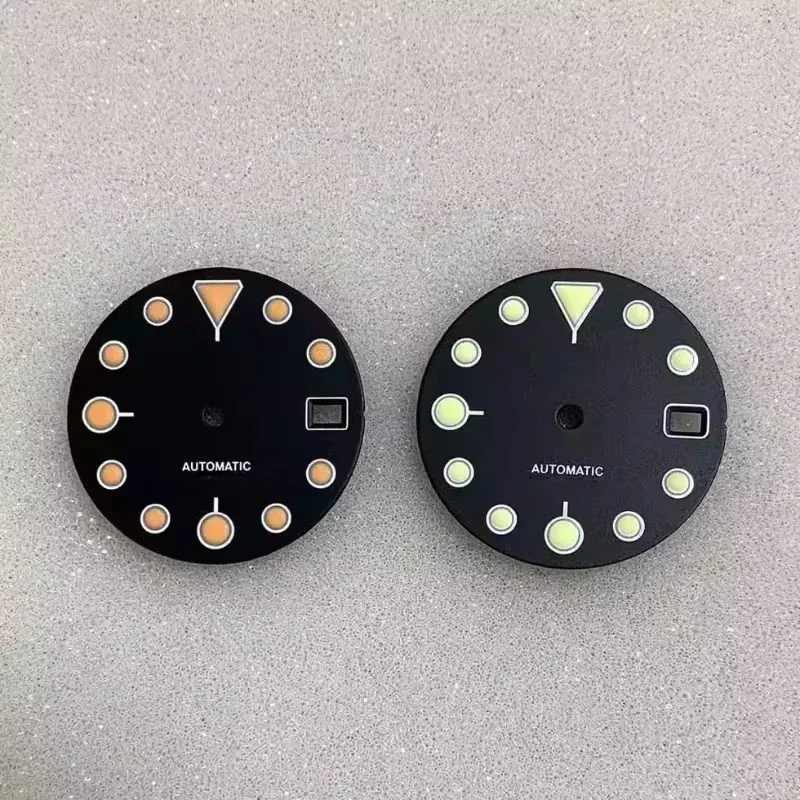 Cadran NH35 C3 vert lumineux 28.5mm, cadran simple/Double calendrier adapté pour NH35 NH36 4R36, mouvement automatique SKX007, cadrans de montre, nouveau