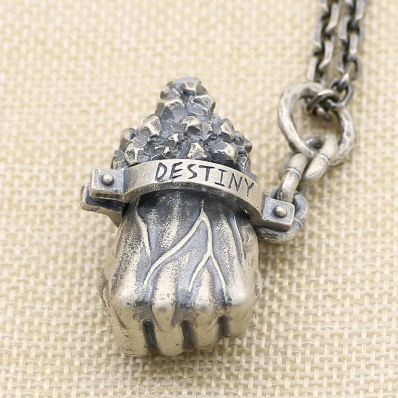 European and American navy style wild necklace S925 sterling silver vintage Thai silver male fist pendant aggressive sweater cha