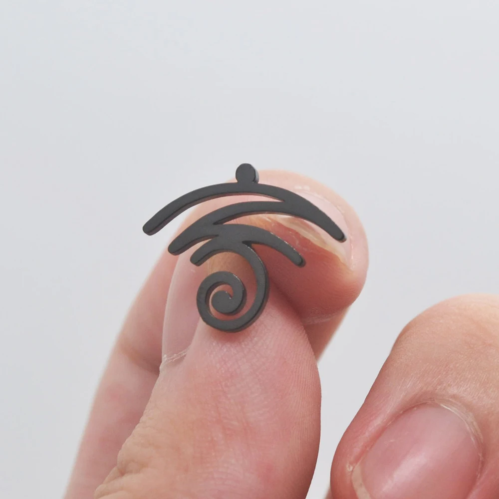 الحد الأدنى تصميم واي فاي الفولاذ المقاوم للصدأ فراشة المشبك بروش دبوس معدني عصري ملحق ديكور فريد ​