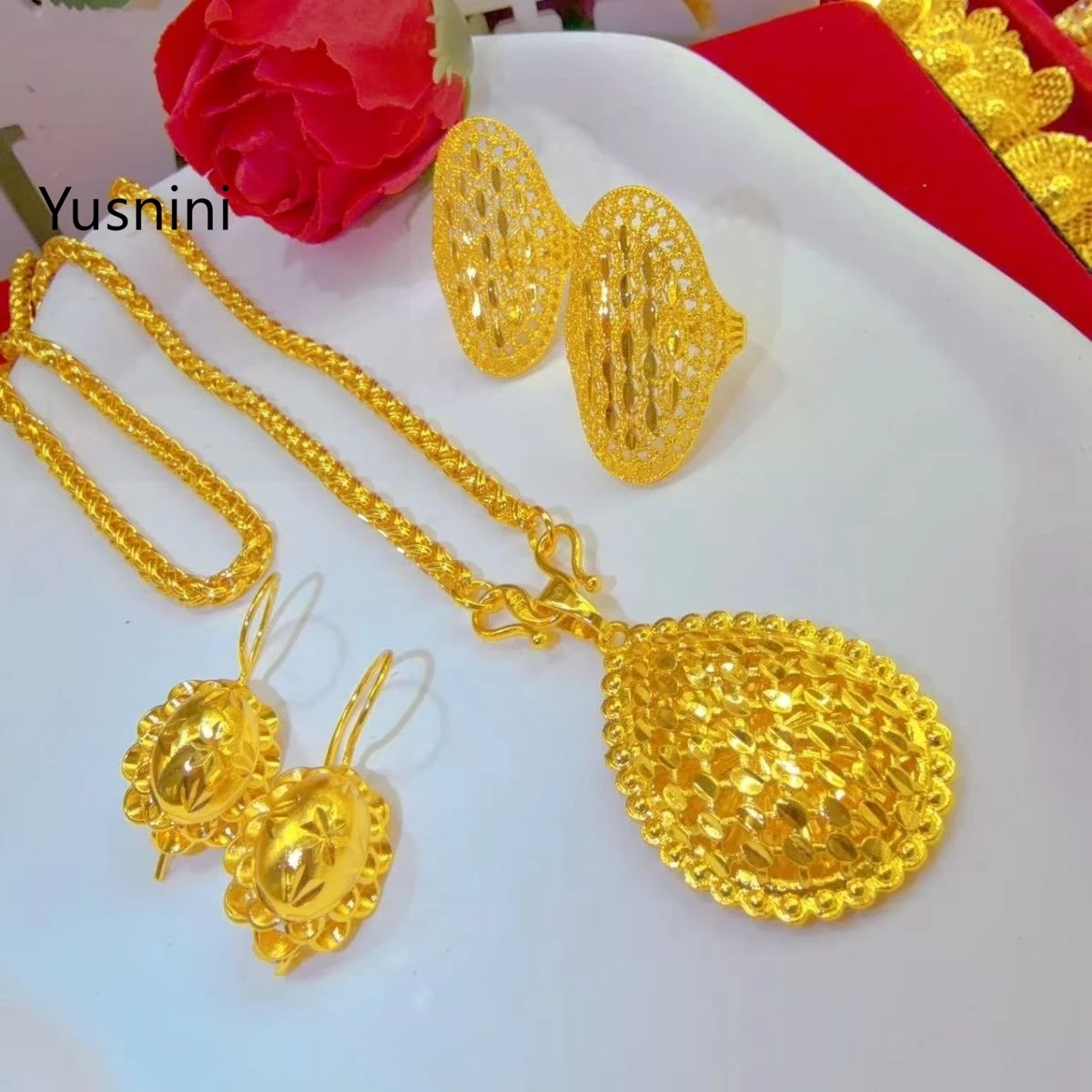

New Dubai Fashion Custom 24K Gold Plated Necklace Earrings Rings Exquisite Engagement Party Jewelry Set for Beloved