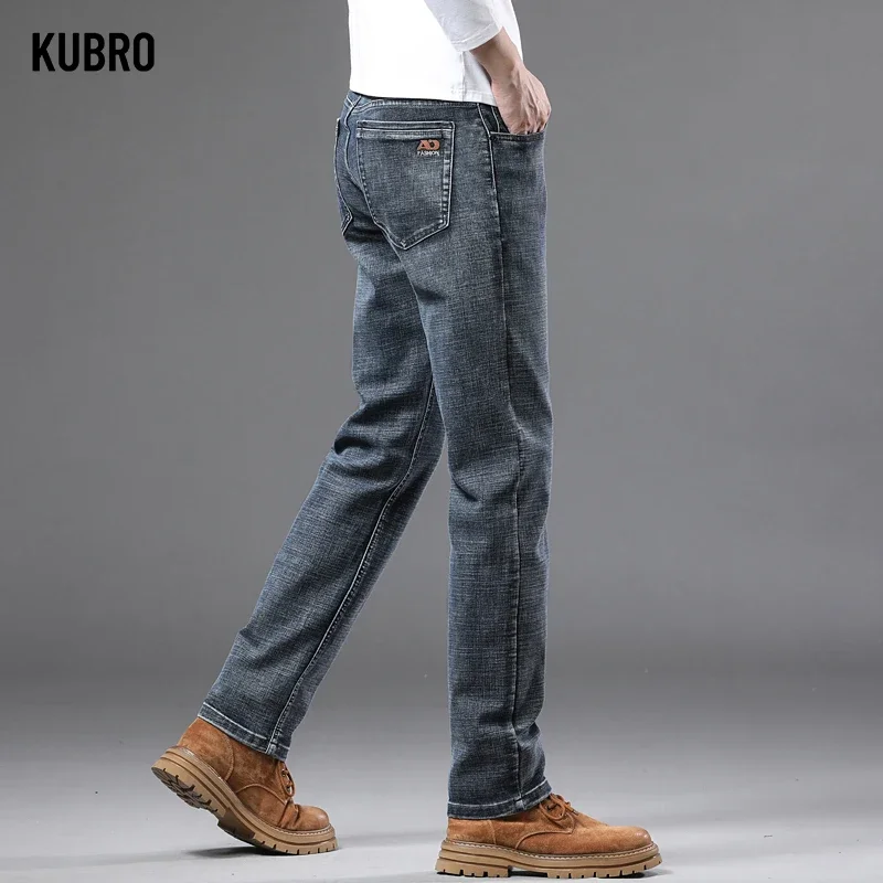 KUBRO ربيع الموضة الرجال الضوء الأزرق جينز نحيل أنيق الأعمال عادية سترتش الدنيم السراويل الكلاسيكية كل مباراة بنطلون