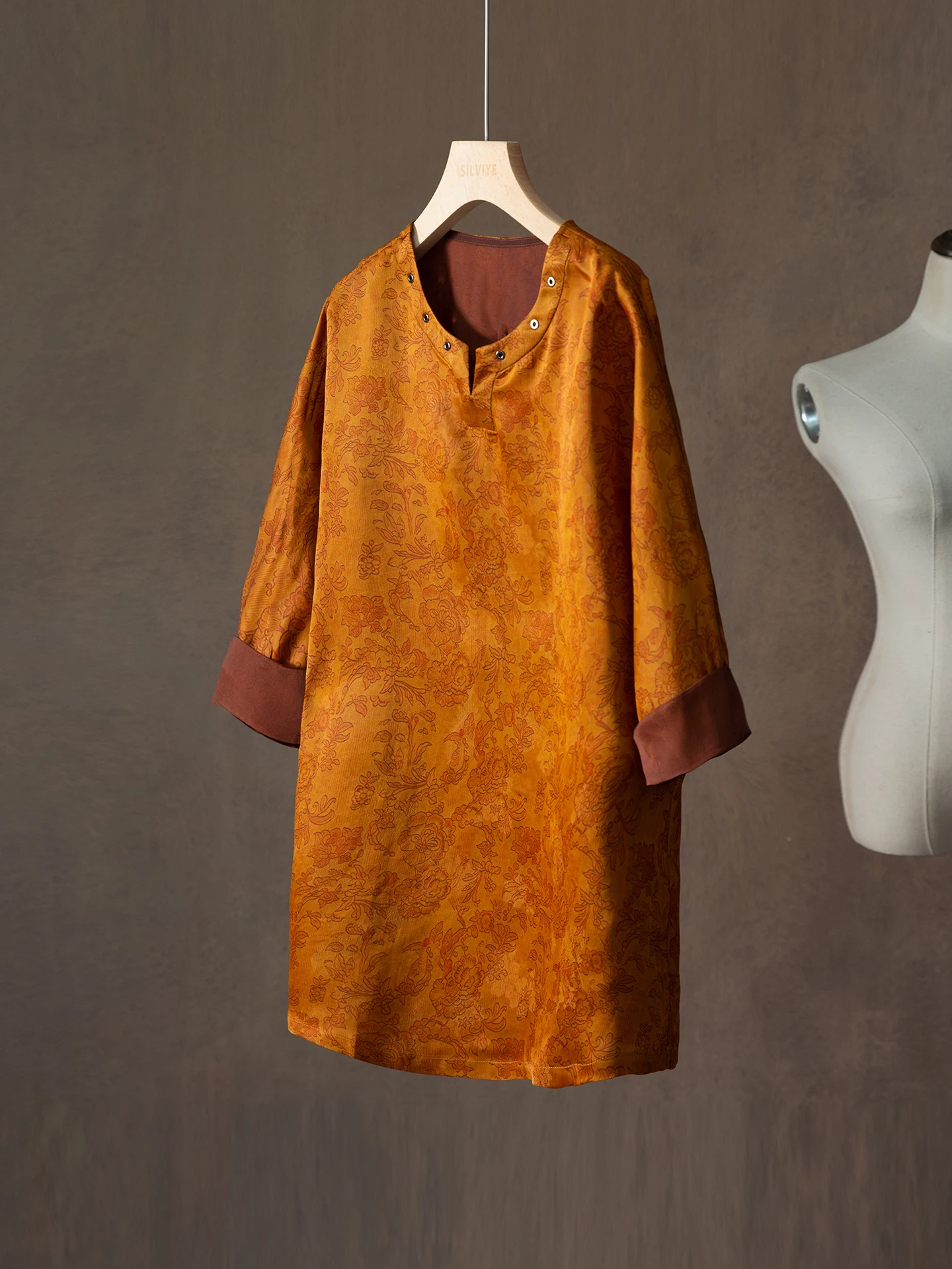 

High-Defn 00% Silk Xiangyun Fabric Traditional Chinese Sle Loose Fit Women's Top round Ne f Sve Sil...