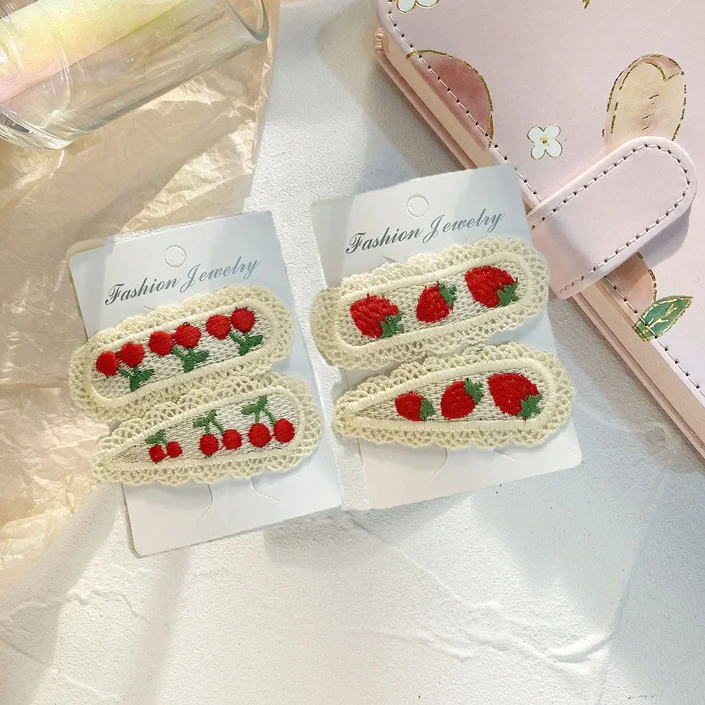 ElegantElegant2PC Horquillas de Pelo de Punto Calado con Diseño de Cereza y Fresa, Pinza de Pelo Tipo Cangrejo Vintage para Niñas y Mujeres, Accesorios para el Cabello