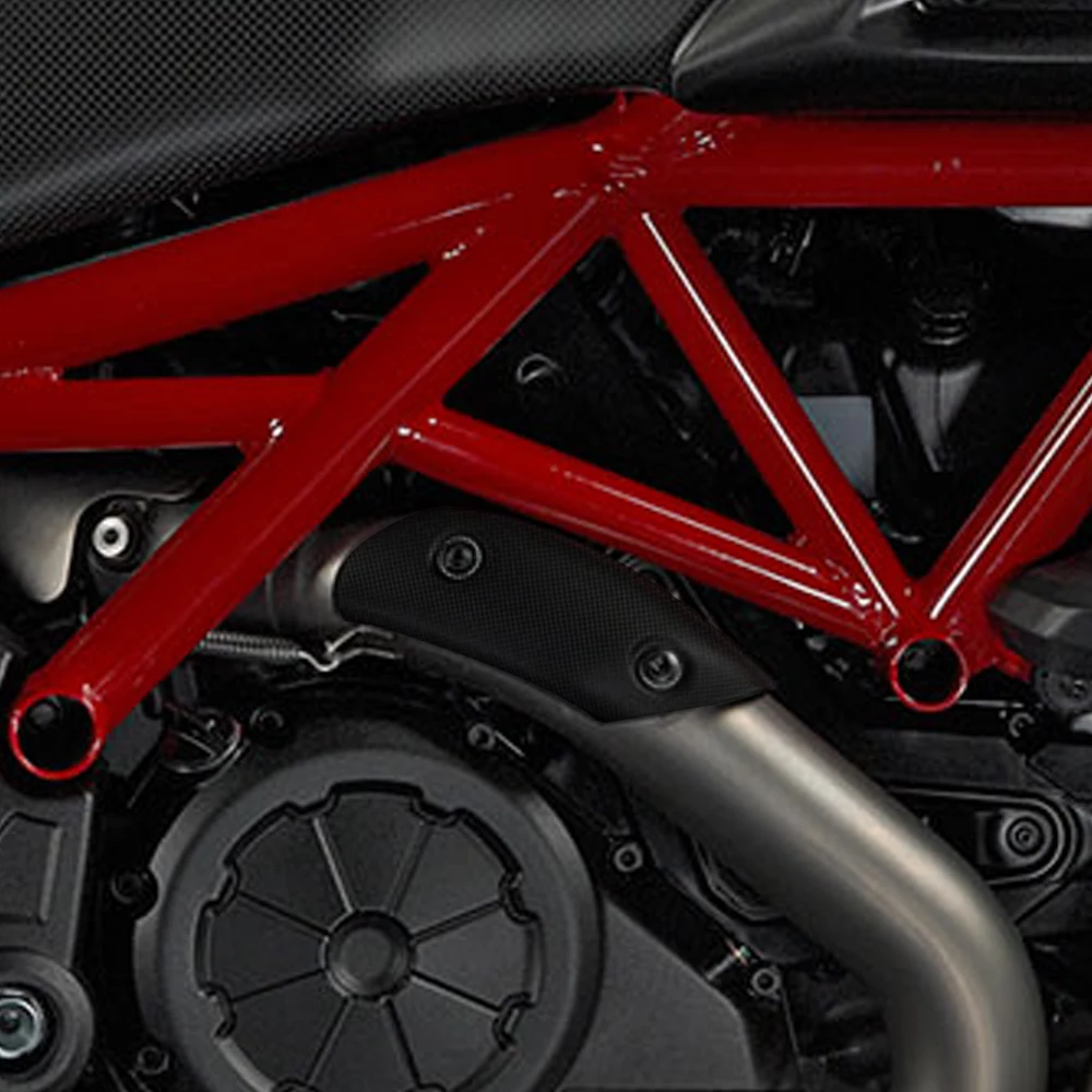 リアルドライカーボンファイバー排気カバーヒートシールドコレクタードゥカティ Diavel 1200 2010-2015 オートバイフェアリングパネルプロテクター