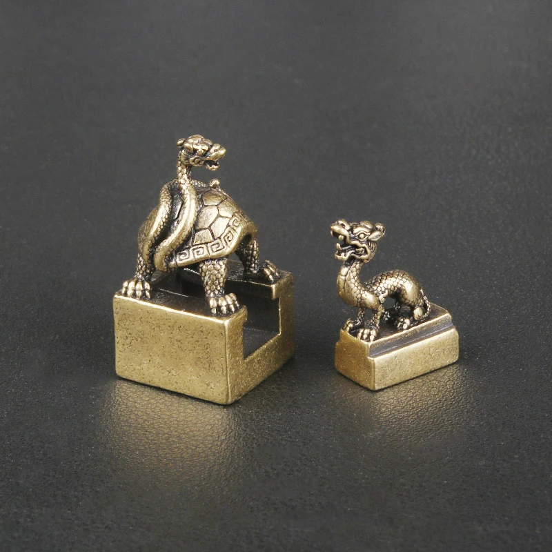 Vintage Brass Basalt Seal Ornament, Mythical Creature Engraved Mother-and-Child Copper Seal, Decorative Seal, Antique Collection