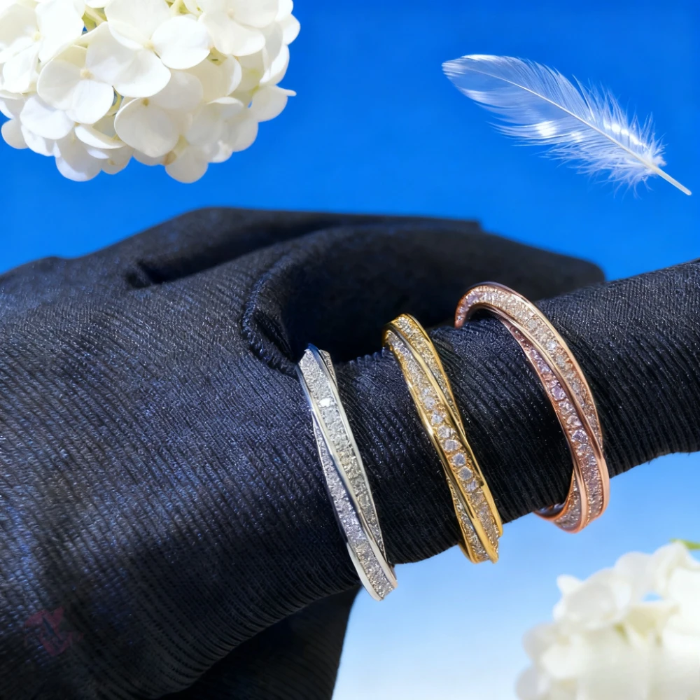 

2025 Trendy Jewelry All - diamond Twisted - flower Couple Mobius Rings, Fashionable, Ideal for B'days & Weddings
