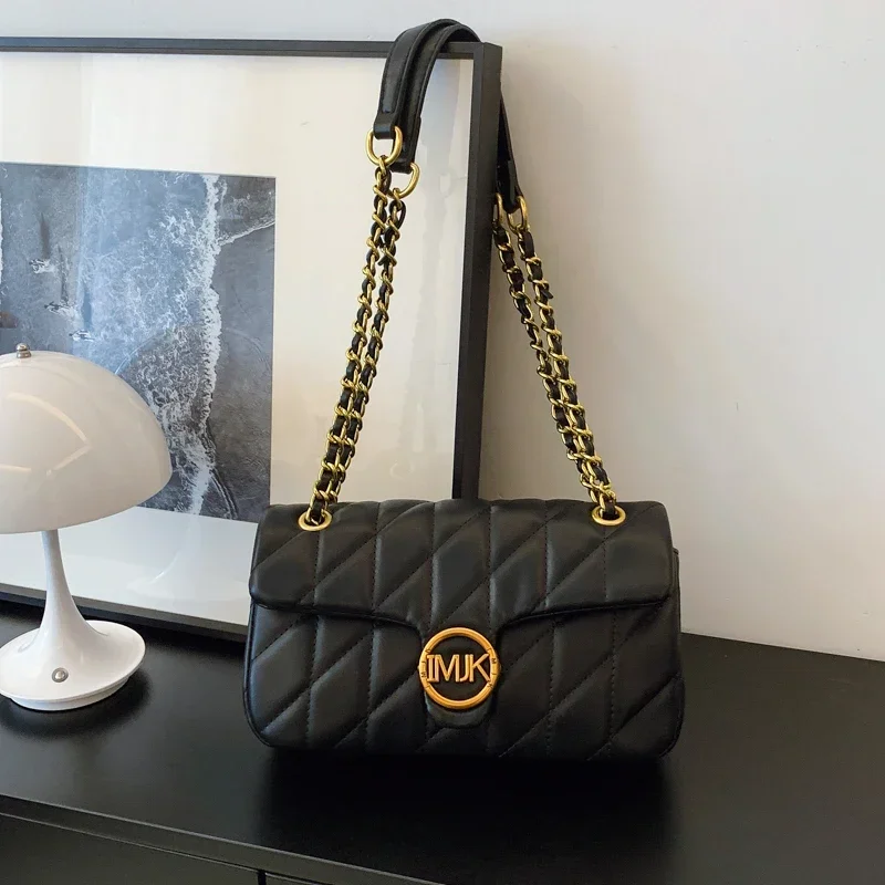 

Fashionable Minimalist Leather Diaper Bag: Elegant Crossbody Handbag For Women With Luxury Designer Logo And Large Capacity Tote